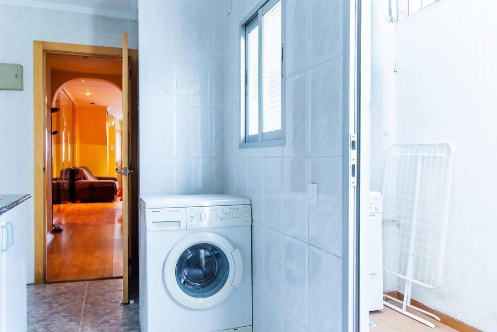 Estudio Para Parejas Con Wifi En La Playa Валенсия Стая снимка